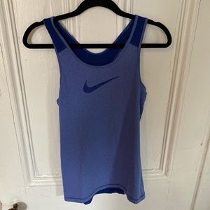 NWOT NIKE RACERBACK WORKOUT TANK TOP